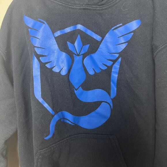 Pokemon Go Team Mystic Size Youth Small Unisex Hooded Sweatshirt Articuno Blue - Picture 2 of 5
